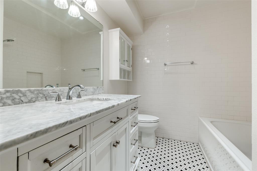 Royal Central Condo - Residential Lease