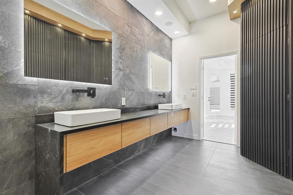 Preston Parkside Estates - Residential Lease