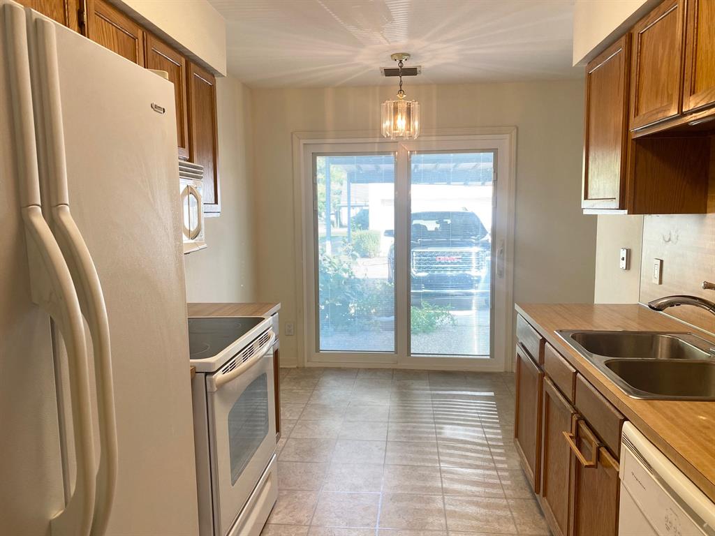 Parkway Commons - Residential