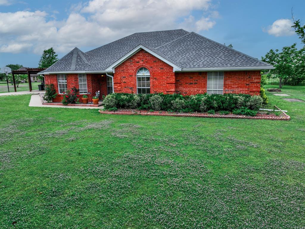 1250 Country Oaks Drive