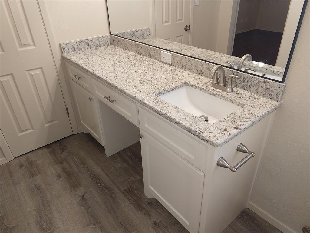 Knottingham Add - Residential Lease