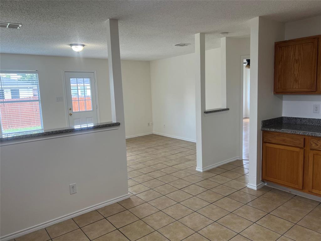 Villages Woodlake Ph 02a - Residential Lease