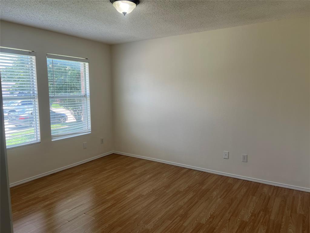 Villages Woodlake Ph 02a - Residential Lease