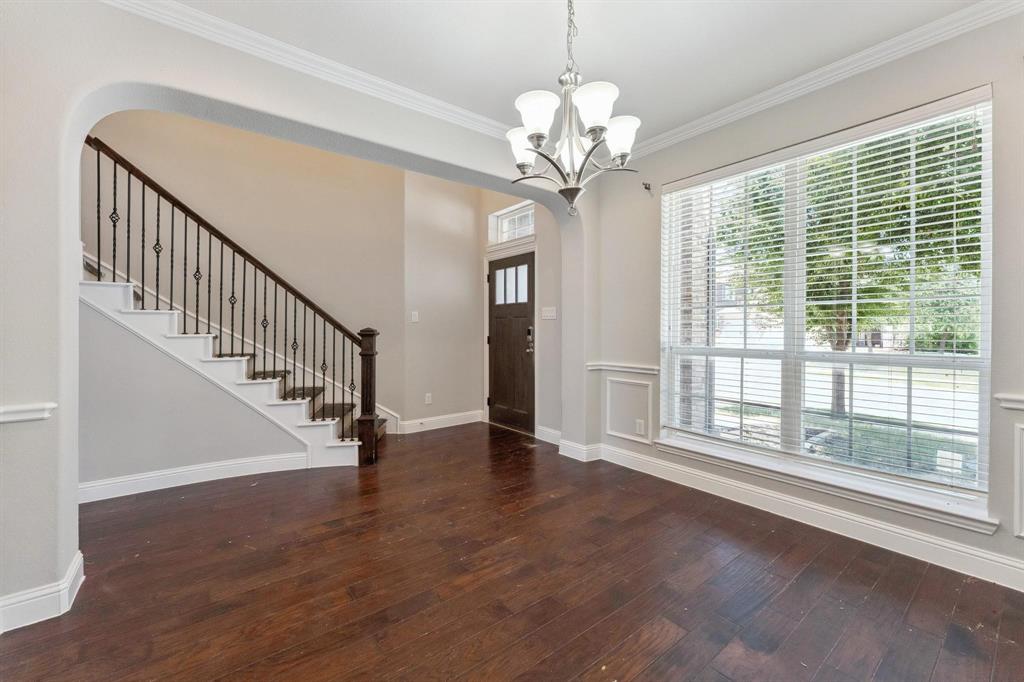 2436 Kingsgate