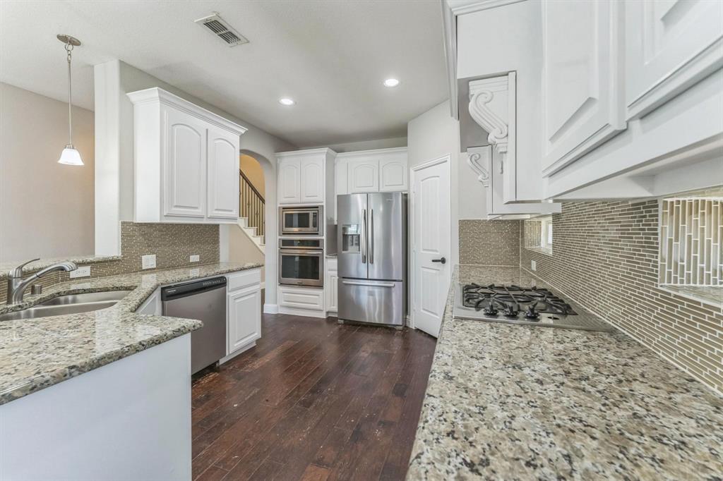 2436 Kingsgate