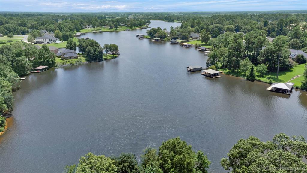 WOODLAKE RIDGE - Residential