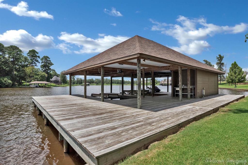 WOODLAKE RIDGE - Residential