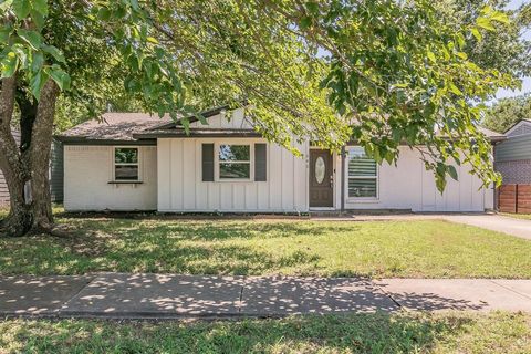 A home in Duncanville