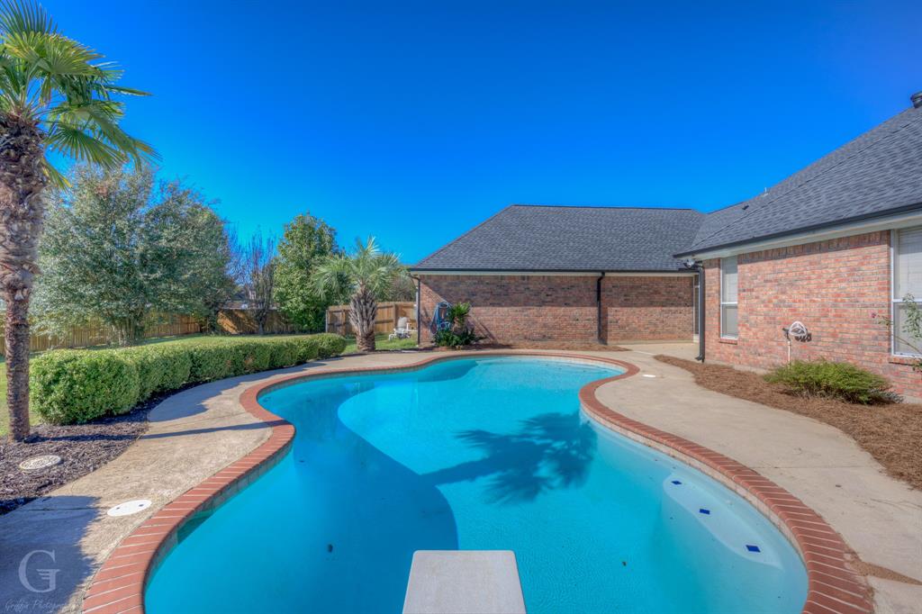 510 Weavers Way