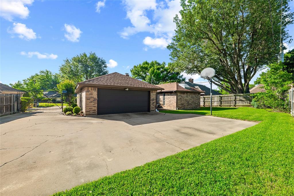 Belle Meade - Residential