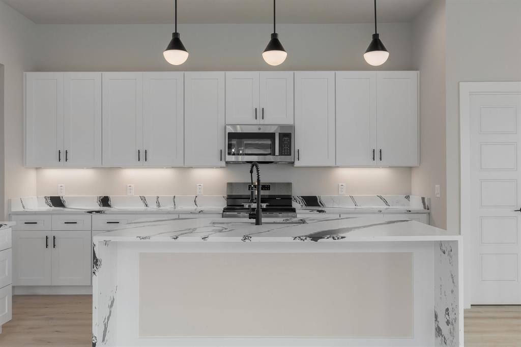 Alameda Heights - Residential