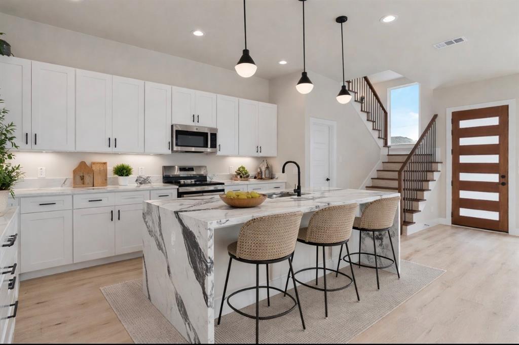 Alameda Heights - Residential