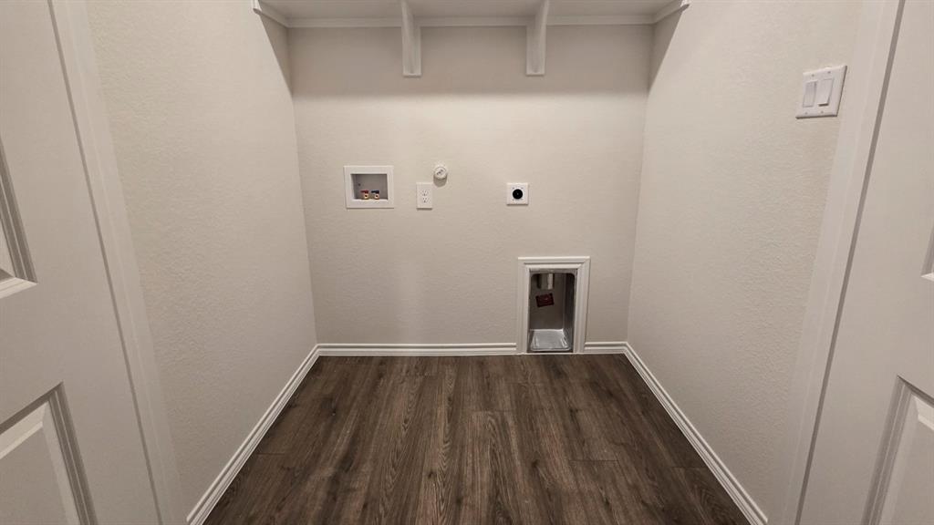 Leonard Crossing - Residential