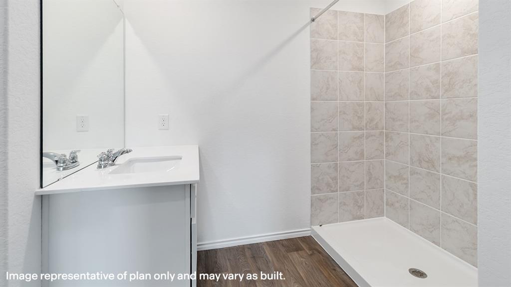 Leonard Crossing - Residential