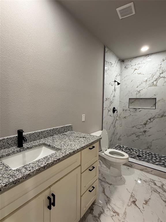 First Instl Urbandale - Residential