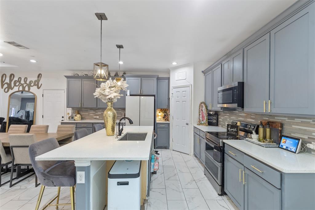 Glen Oaks - Residential