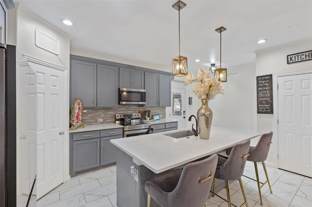 Glen Oaks - Residential