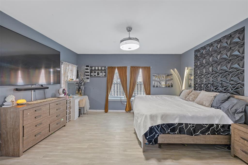 Glen Oaks - Residential