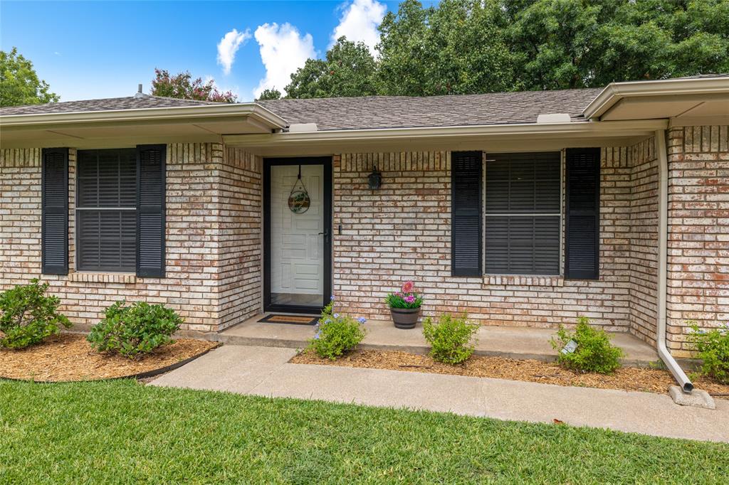 View Grapevine, TX 76051 house