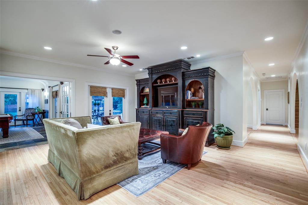 Forest Hills - Residential