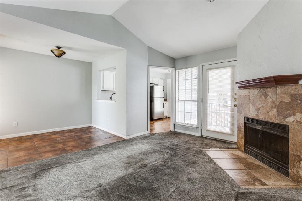 9601 Forest Lane 822