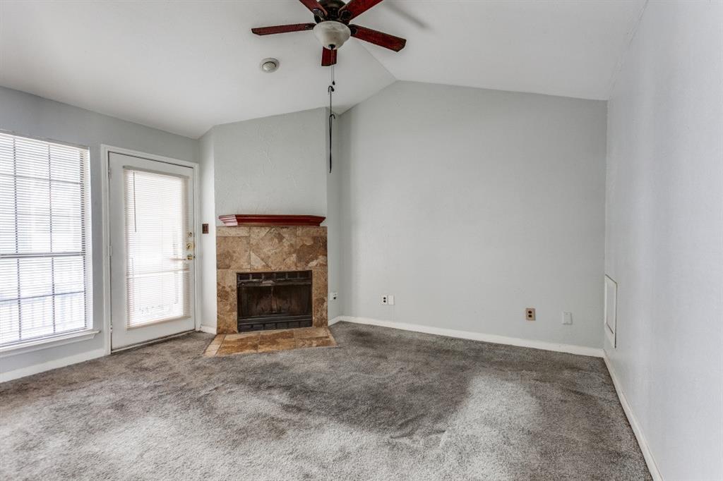 9601 Forest Lane 822