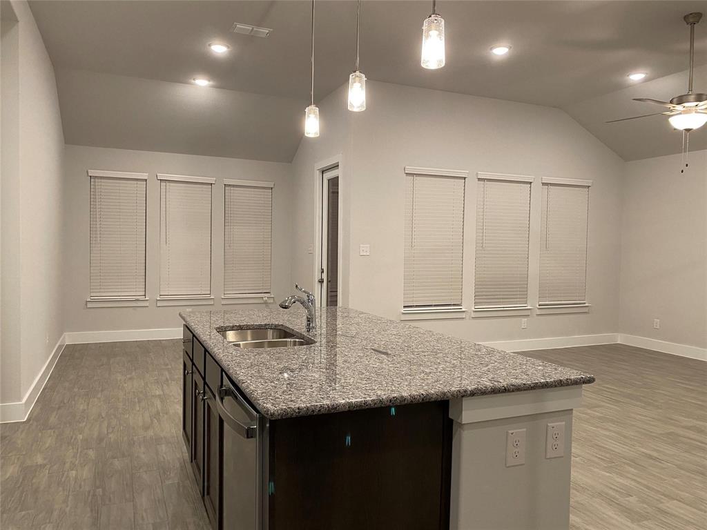 Stark Farms Ph 1 - Residential Lease