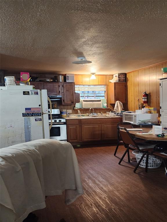 Of Forest Glen Sub - Residential Income