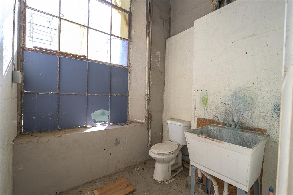 Otp Denison - Commercial Sale