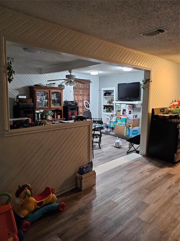 Barnett J N Add - Residential