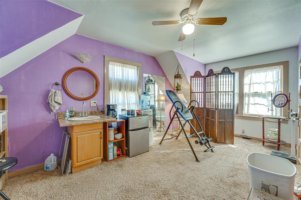 Original Town Of Ladonia - Residential