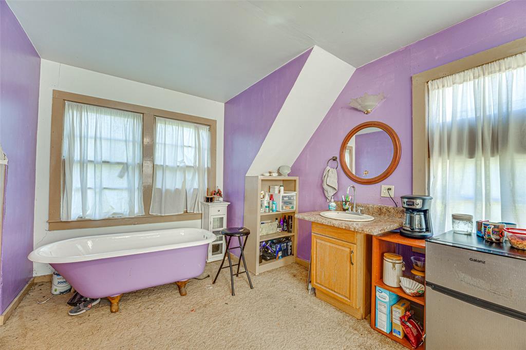 Original Town Of Ladonia - Residential