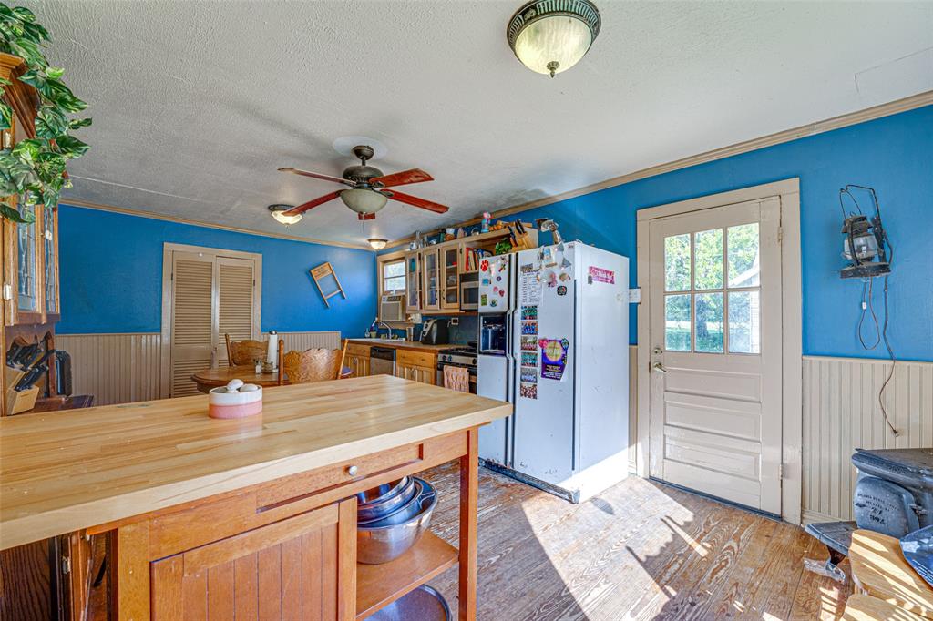 Original Town Of Ladonia - Residential