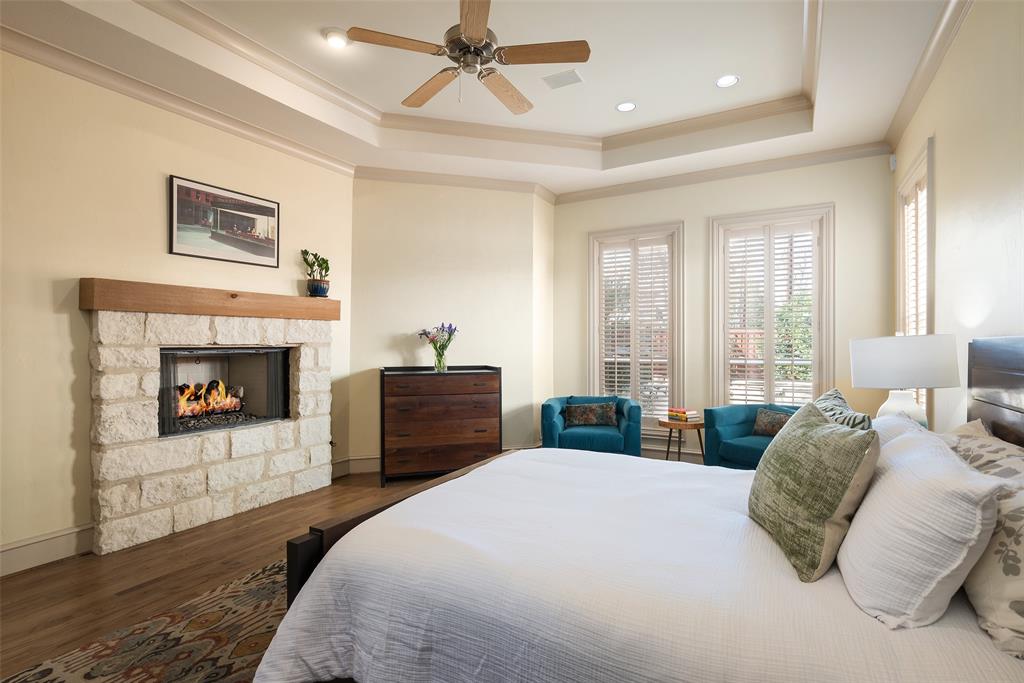 Royal Crest - Residential