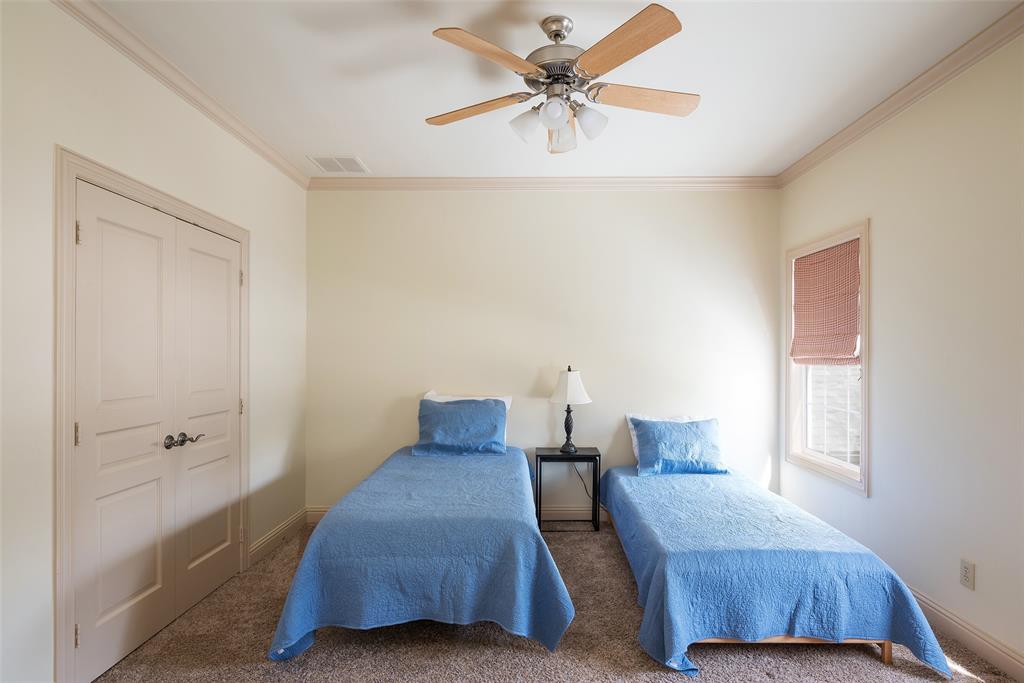 Royal Crest - Residential