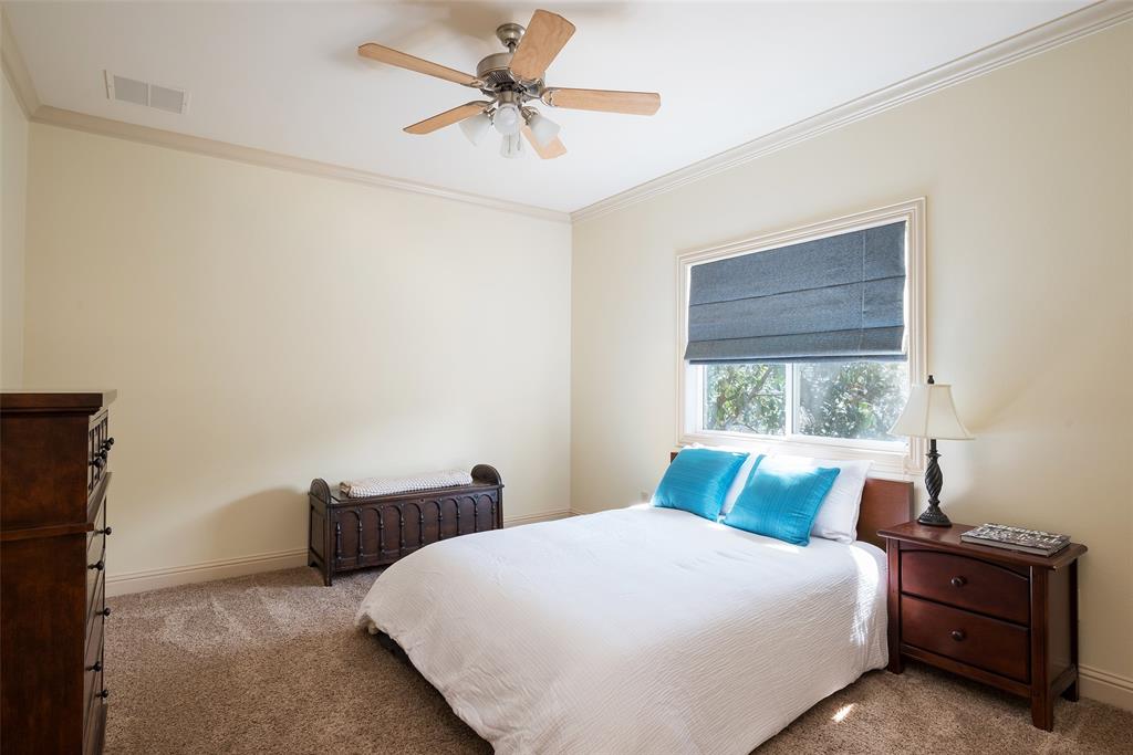 Royal Crest - Residential