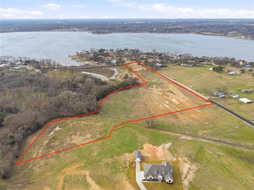 Discover nearly 10 acres of prime Texas countryside on the highly sought-after Fort Worth side of Lake Weatherford. This 9.8-acre parcel offers stunning elevated views of the lake, creating the perfect backdrop for your custom dream home or private recreational retreat.
With a water well already in place, the groundwork is set for building. The land features a beautiful blend of open space and natural cover, attracting abundant wildlife including deer and turkey—ideal for nature lovers, outdoor enthusiasts, or anyone craving peaceful country living without sacrificing convenience.
Whether you envision a luxury estate overlooking the water, a weekend getaway, or a long-term investment in one of Parker County’s most desirable areas, this property delivers unmatched potential.
Wide-open skies. Lake views. Wildlife at your doorstep.
Your dream starts here.
