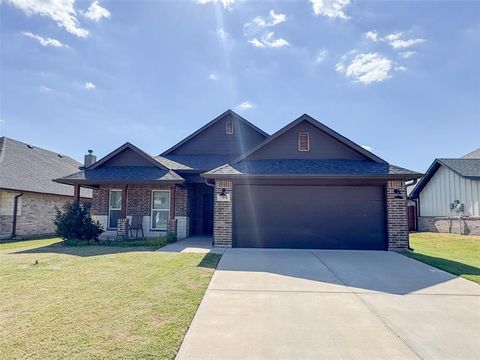 Photo of 704 Nolan Drive, Sherman, TX 75092 (MLS # 21158552)