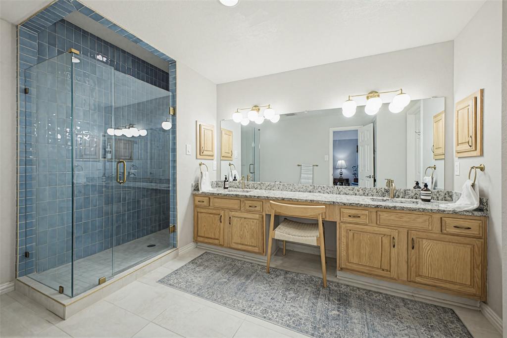 Hollywood - Residential