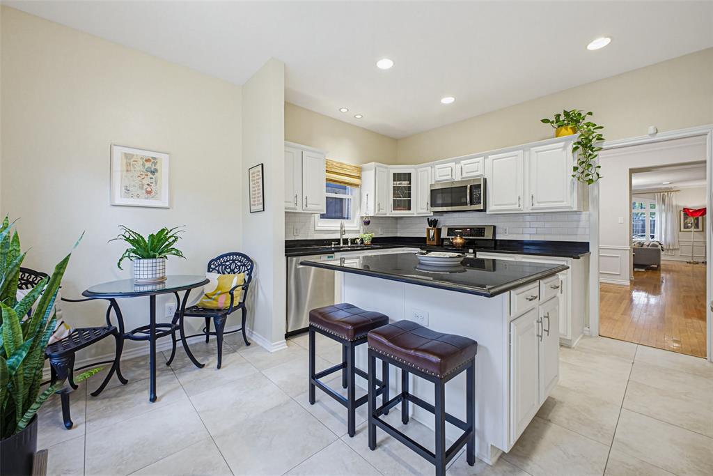 Hollywood - Residential
