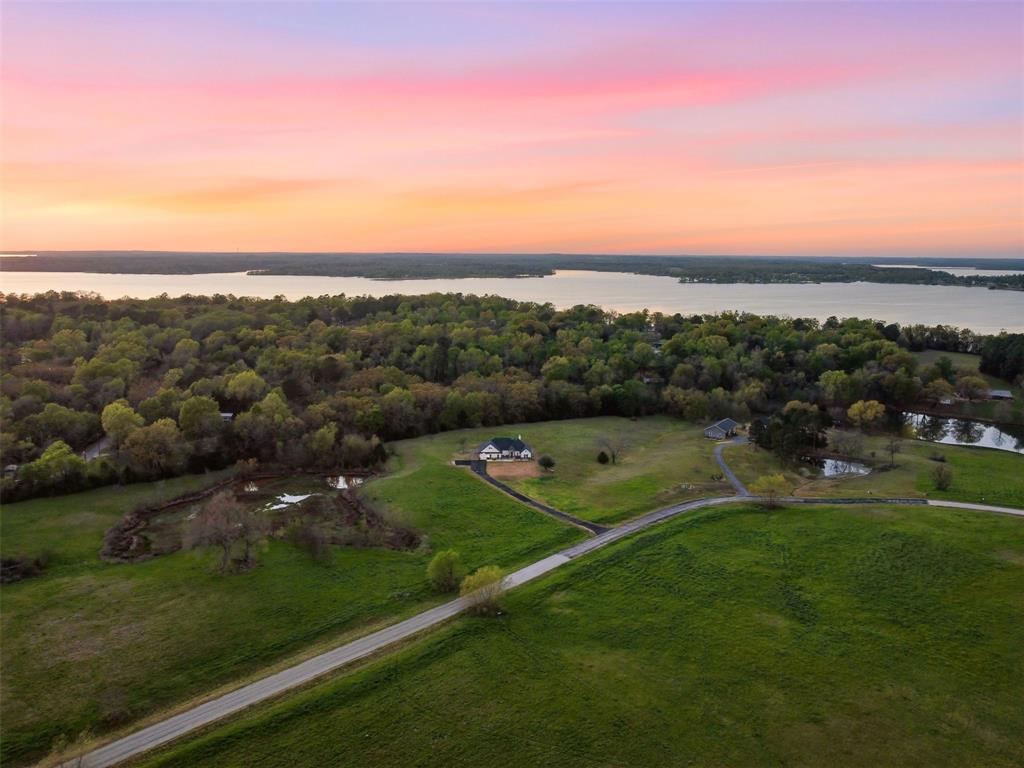 EAGLE SHORES - Residential