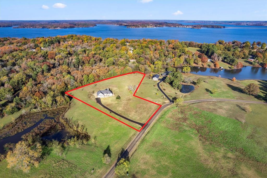 EAGLE SHORES - Residential