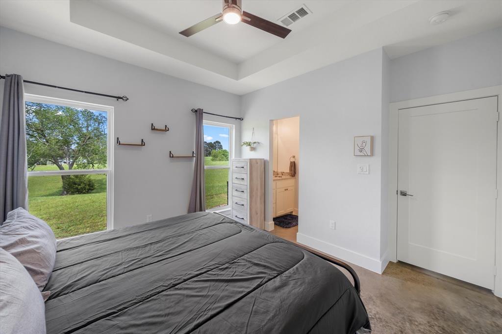 EAGLE SHORES - Residential