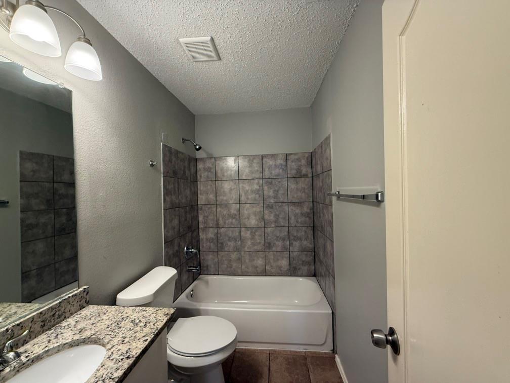 1406 Plateau Drive