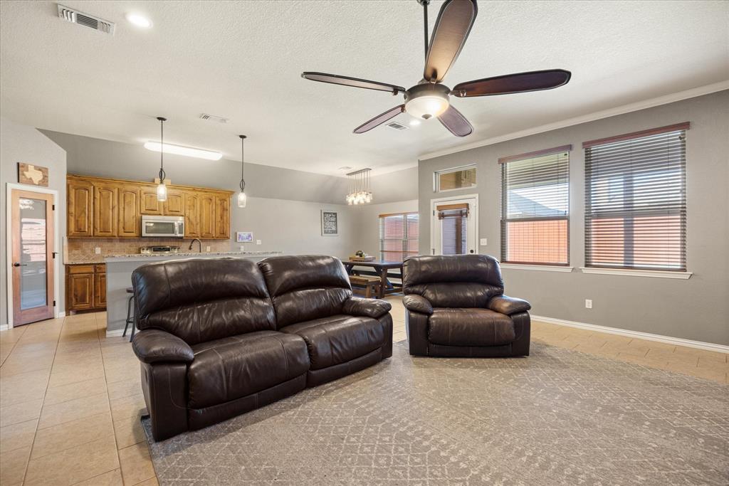 4303 Logan Circle