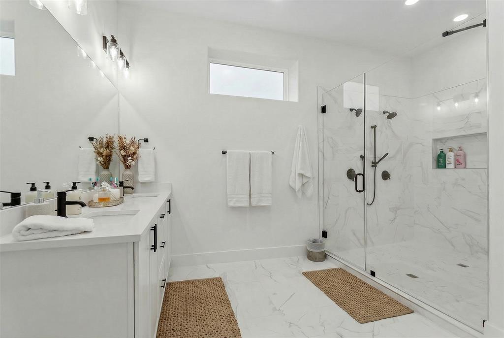 Mount Auburn - Residential