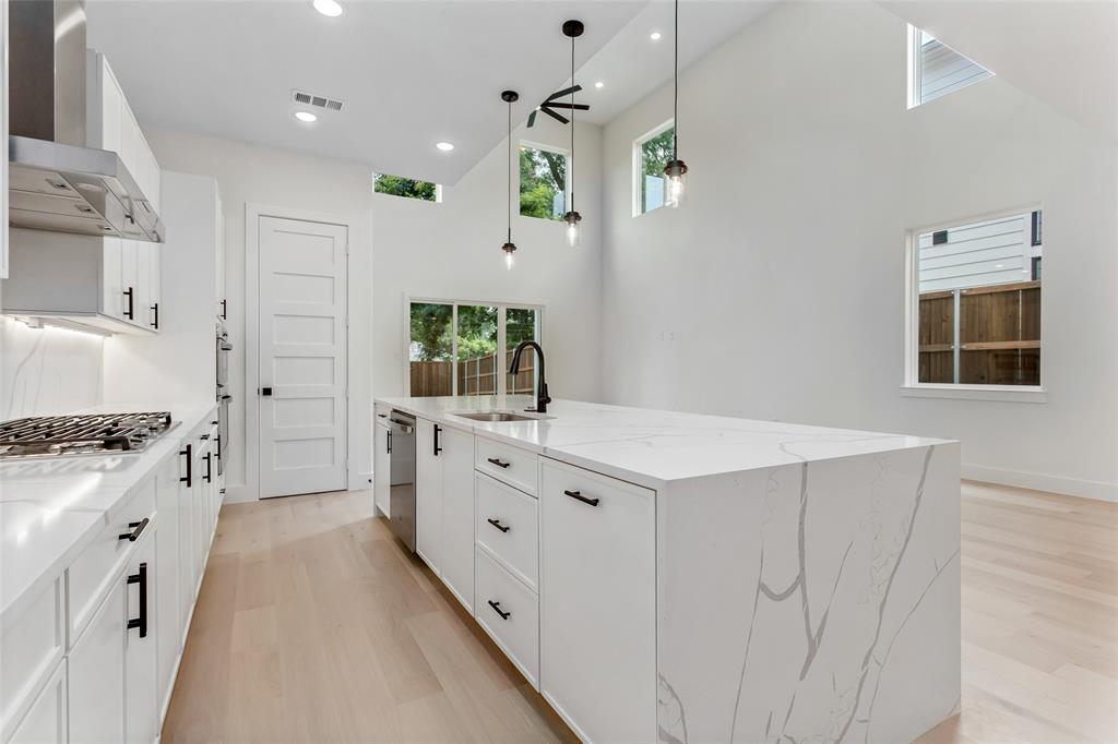 Mount Auburn - Residential