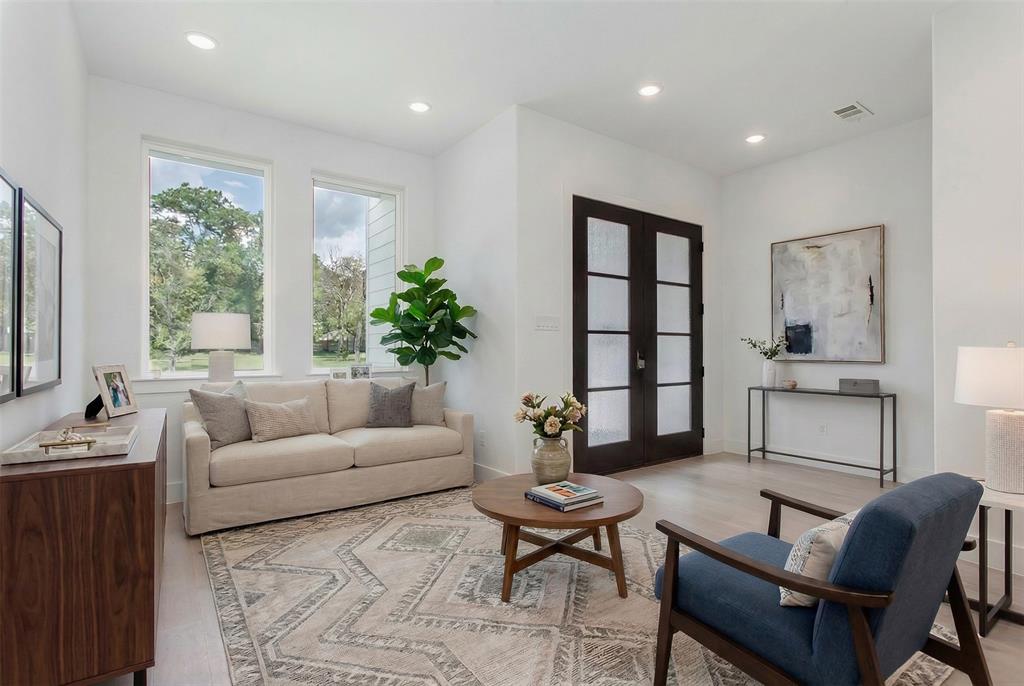 Mount Auburn - Residential