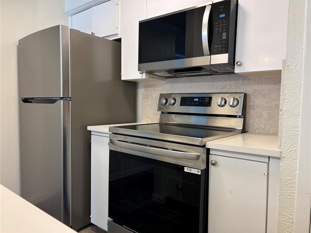 4859 Cedar Springs Road 255