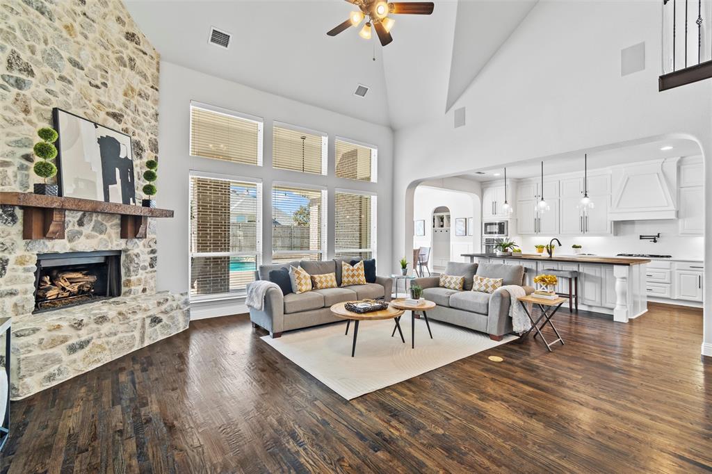 Prosper, Texas 75078, United States, 5 Bedrooms Bedrooms, ,5 BathroomsBathrooms,Residential,Pending,46041